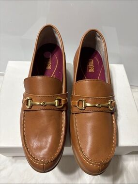 Munro Gryffin women’s Brown Leather Bit Slip-On Loafers. NWOT